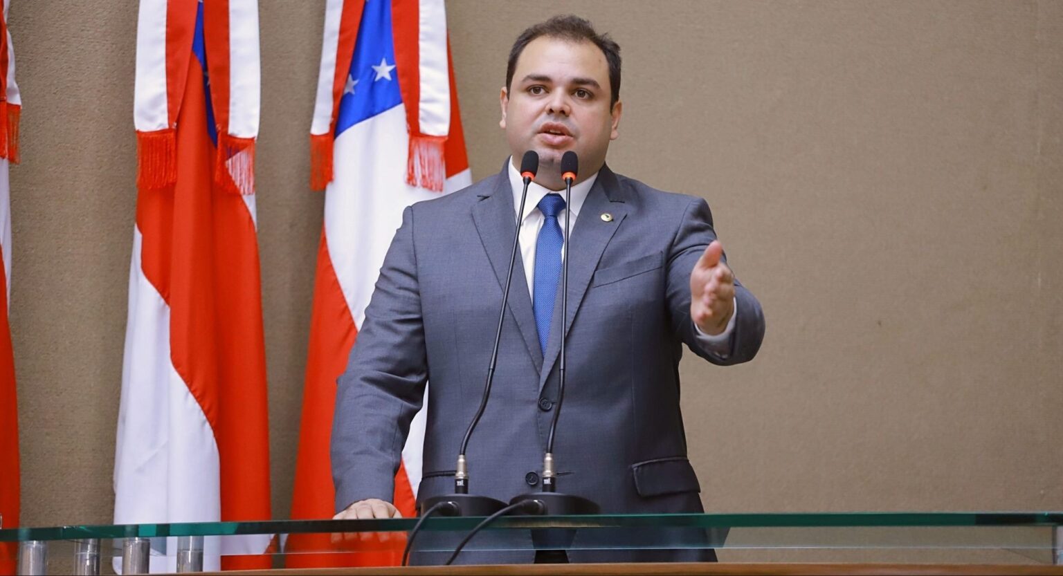 Roberto Cidade é Eleito Governador do Amazonas em Eleição Indireta