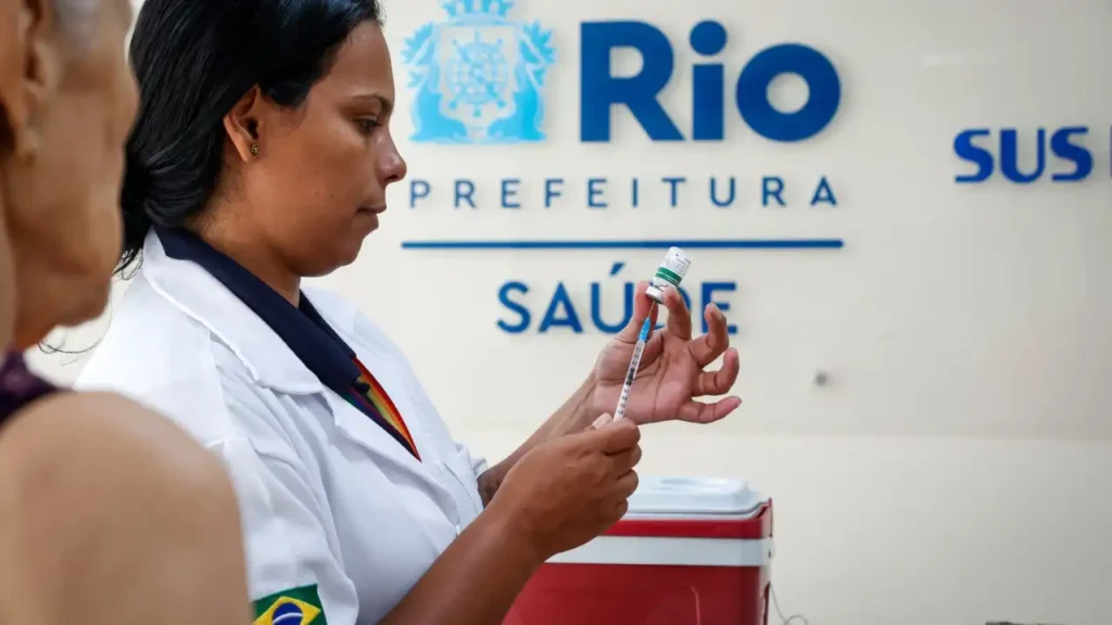 Secretaria de Saúde do RJ Anuncia 328 Vagas com Salários Atraentes de até R$ 8,5 mil Secretaria de Saúde do RJ Anuncia 328 Vagas com Salários Atraentes de até R$ 8,5 mil