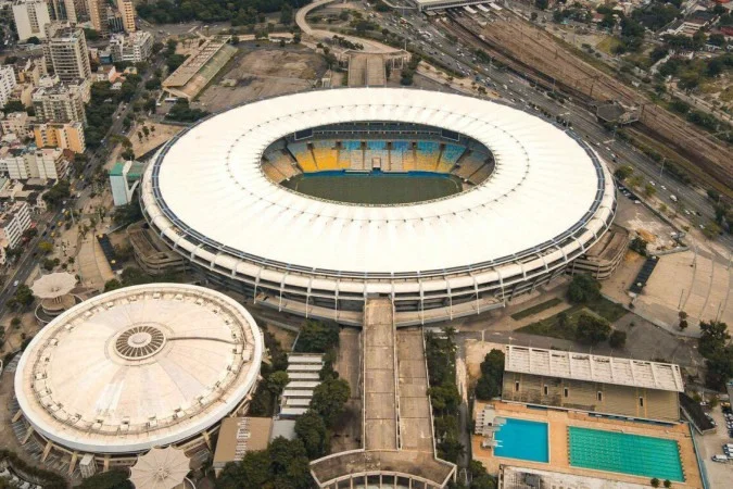 Torcedor do Vasco é atingido por tiro de bala de borracha e pode perder a visão