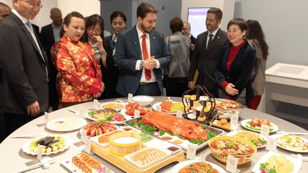 Sabores da China Antiga: Exposição no Rio Revela História e Tradição Gastronômica