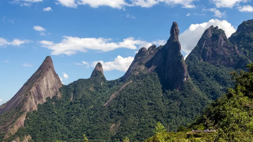 Teresópolis celebra 135 anos como destino essencial do turismo serrano no RJ Teresópolis celebra 135 anos como destino essencial do turismo serrano no RJ