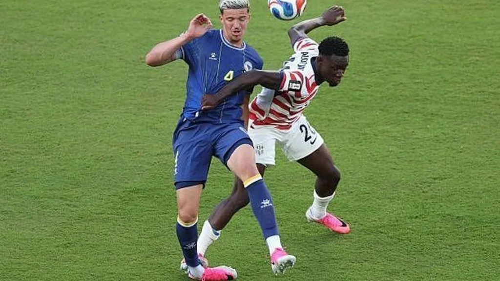 Uefa critica duramente Fifa por liberar Balogun na Copa: “Cruzou uma linha vermelha” Uefa critica duramente Fifa por liberar Balogun na Copa: "Cruzou uma linha vermelha"