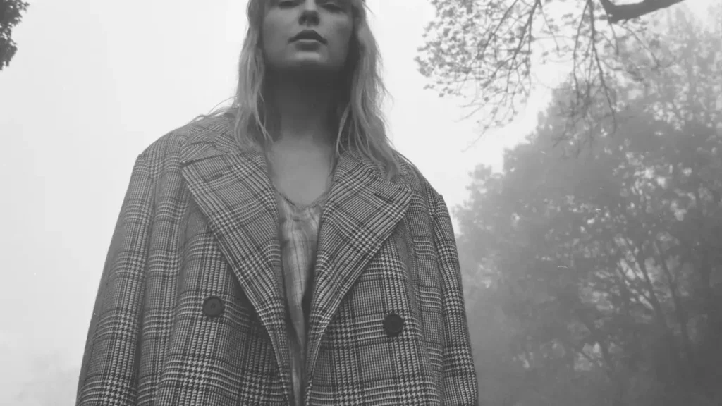 Seis anos de “Folklore”, de Taylor Swift: as 6 faixas que marcaram uma década Seis anos de “Folklore”, de Taylor Swift: as 6 faixas que marcaram uma década