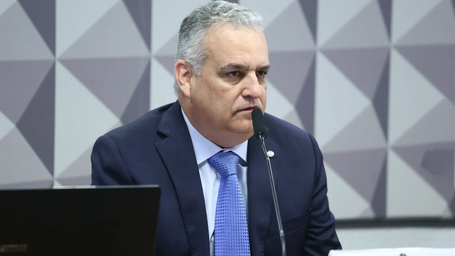 Flávio Bolsonaro Oficializa Deputado Alfredo Gaspar como Vice na Chapa Presidencial do PL Flávio Bolsonaro Oficializa Deputado Alfredo Gaspar como Vice na Chapa Presidencial do PL
